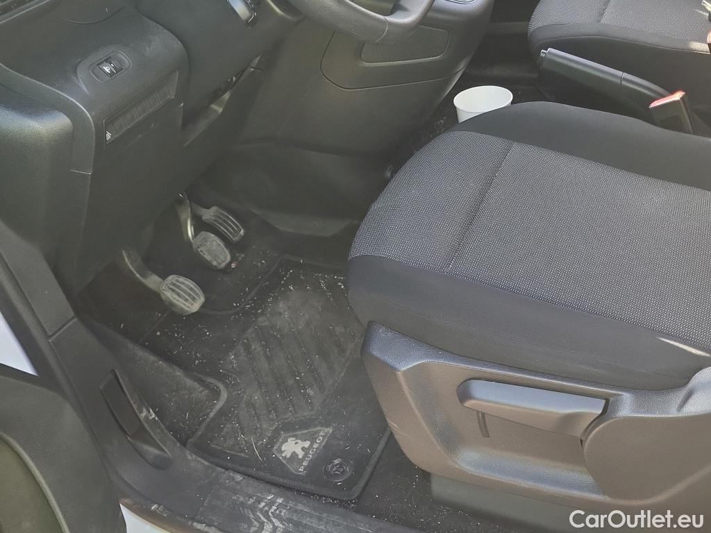  Peugeot  RIFTER PEUGEOT  / 2018 / 4P / combi Active Standard BlueHDi 73kW (IND) (CX2) #32