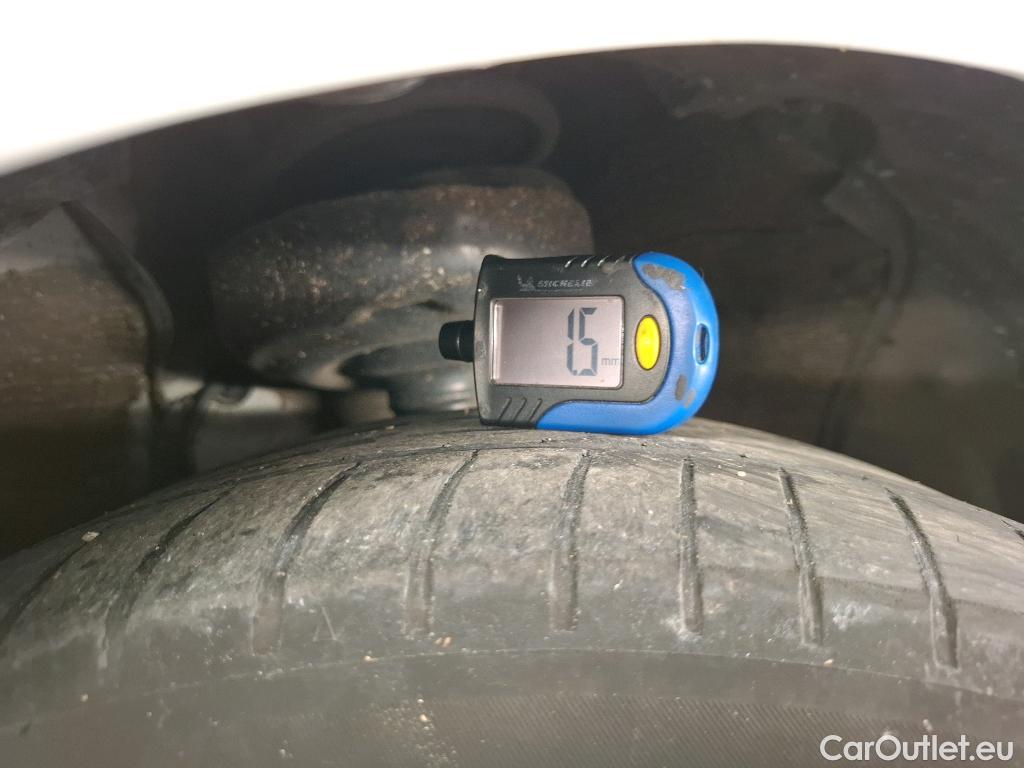  Toyota  Corolla TOYOTA  Touring Sports / 2018 / 5P / Break Hybride 122h Dynamic Business Beyond Zer #17