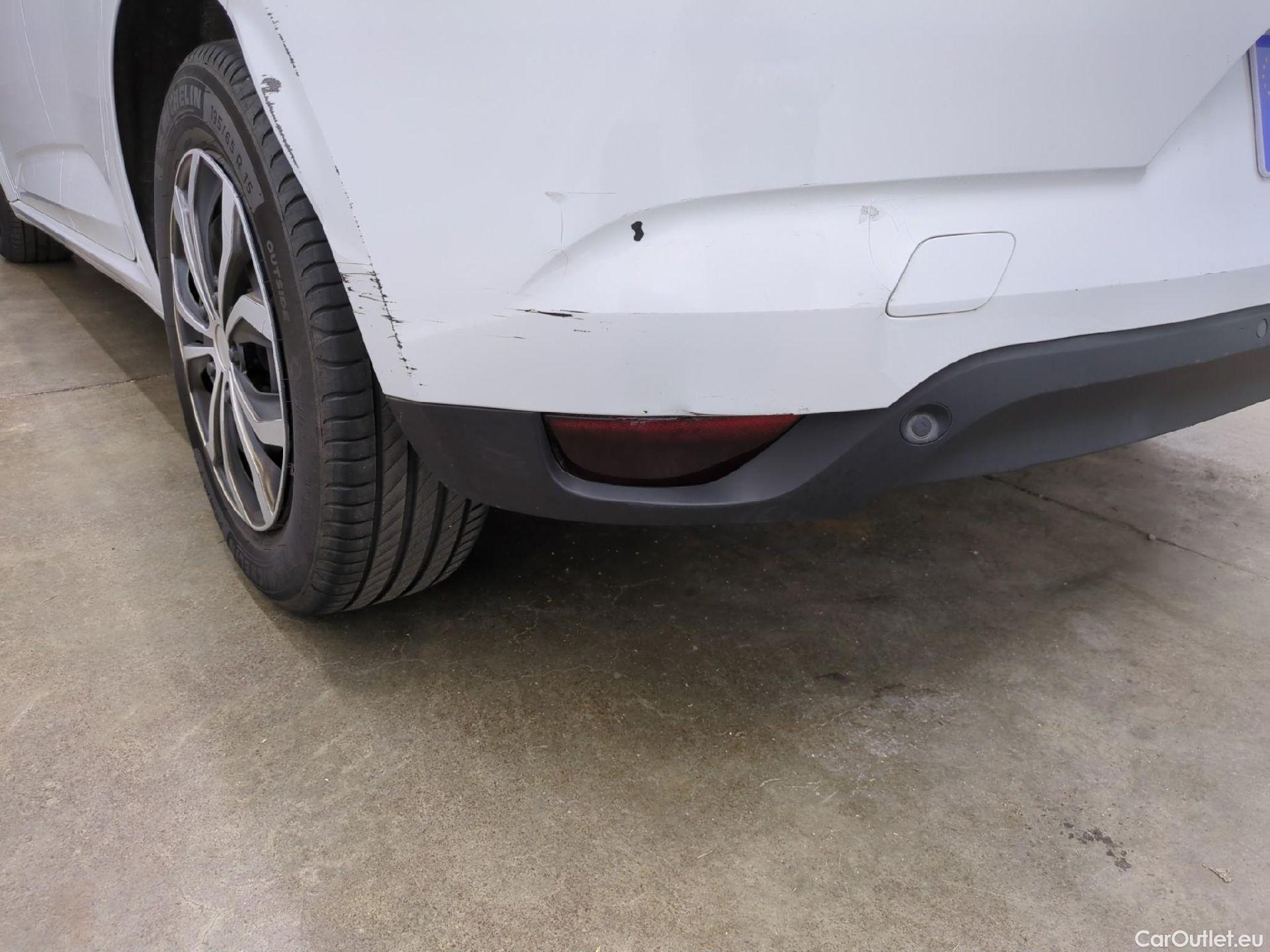  Renault  Megane  IV Berline 5pt. Société Air Nav 1.5 dCi 90CV BVM6 E6 #60