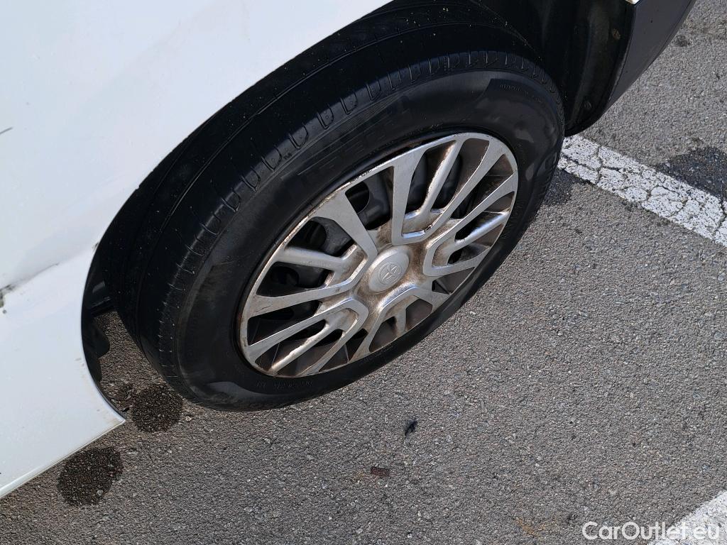  Toyota  Proace TOYOTA  COMBI CITY 1.5D 75kW (100CV) GX L1 #47