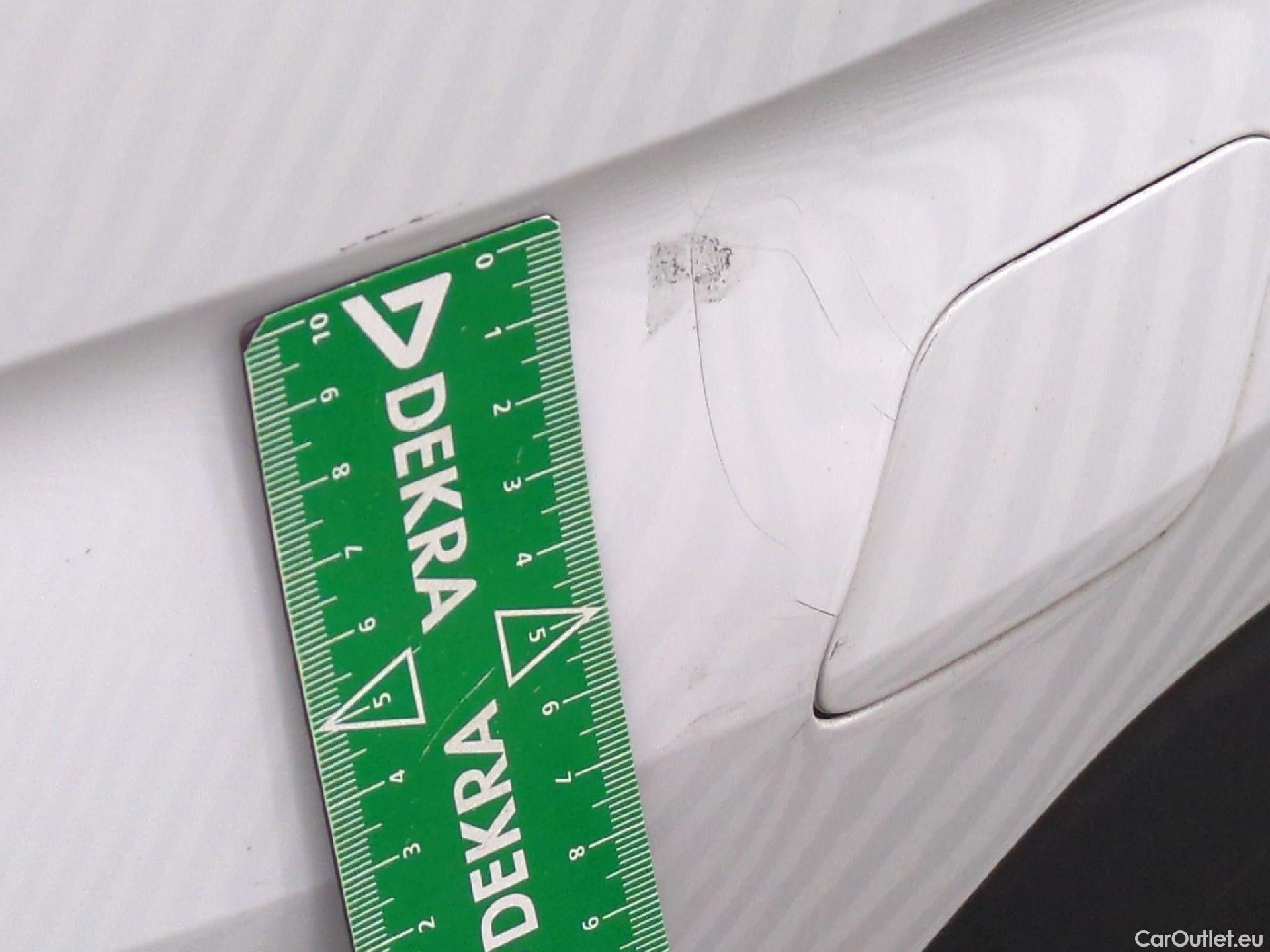  Renault  Megane  IV Berline 5pt. Société Air Nav 1.5 dCi 90CV BVM6 E6 #56