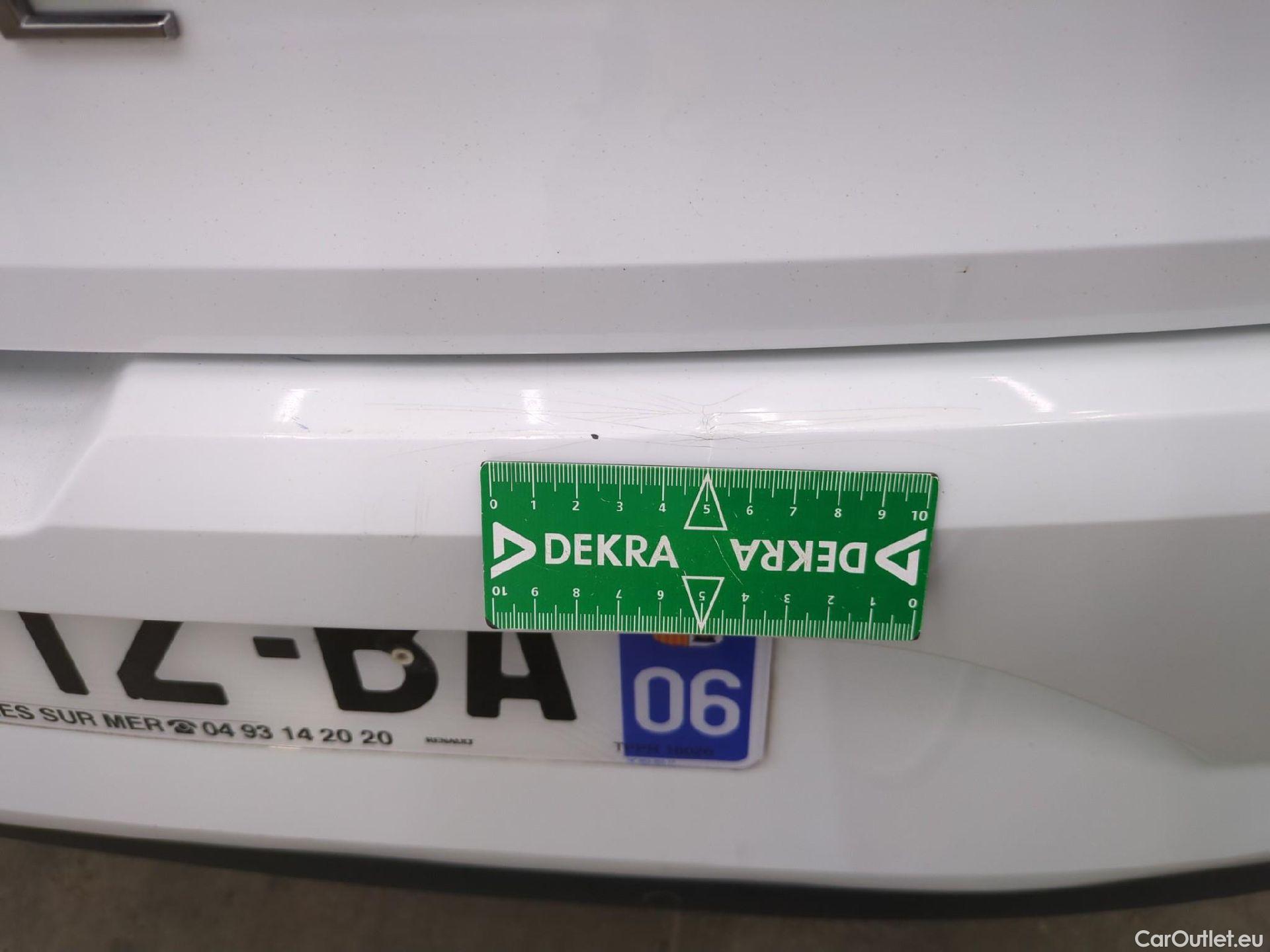  Renault  Megane  IV Berline 5pt. Société Air Nav 1.5 dCi 90CV BVM6 E6 #51