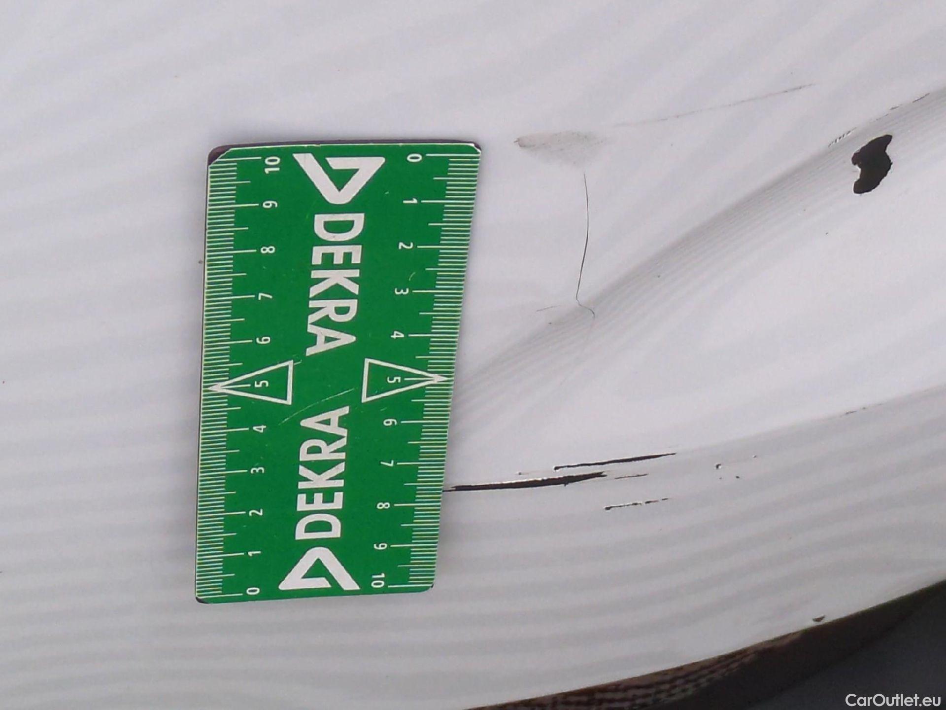  Renault  Megane  IV Berline 5pt. Société Air Nav 1.5 dCi 90CV BVM6 E6 #52