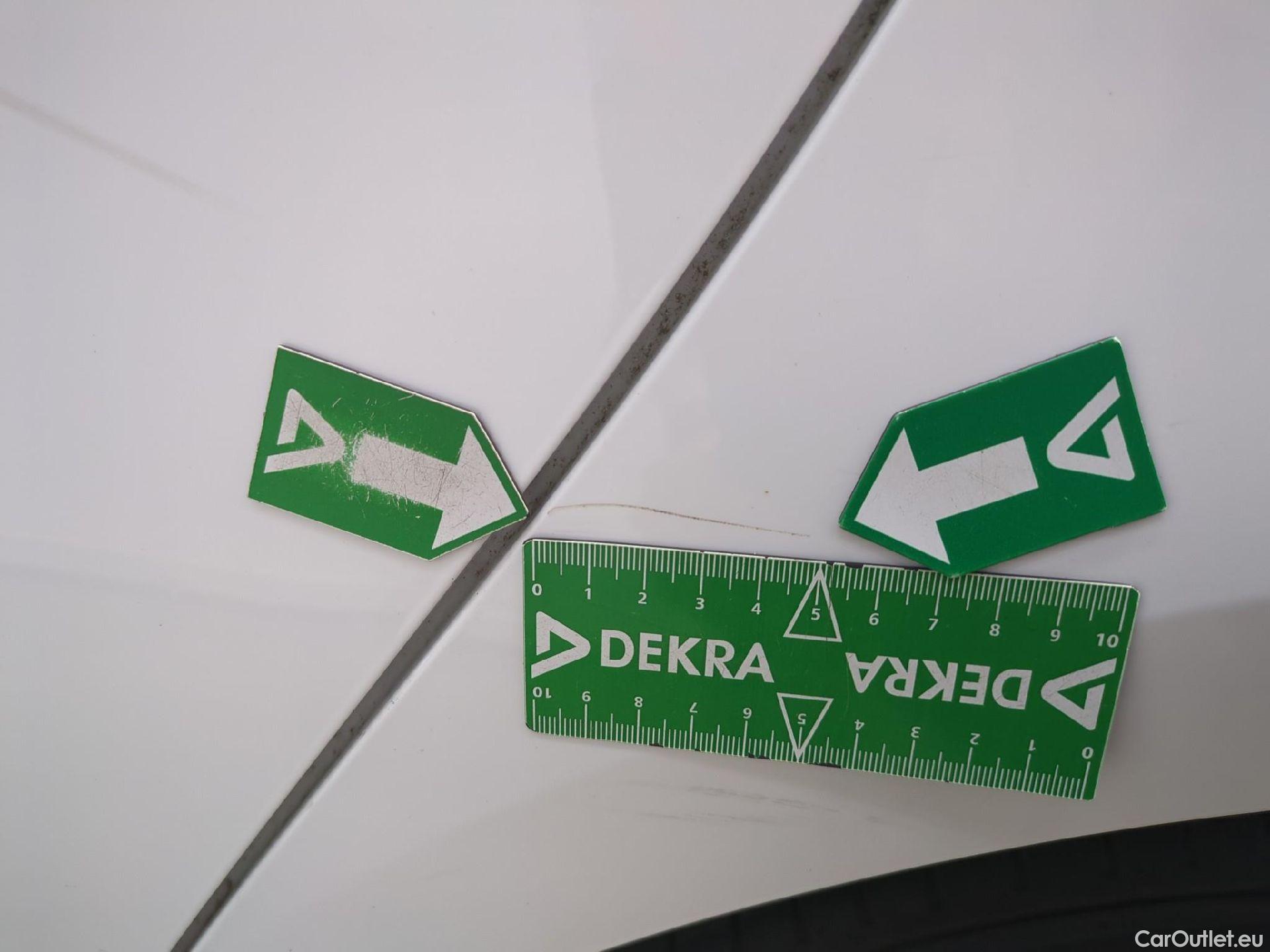  Toyota  Corolla TOYOTA  / 2018 / 5P / Berline Hybride 122h Dynamic Business Beyond Zer #16