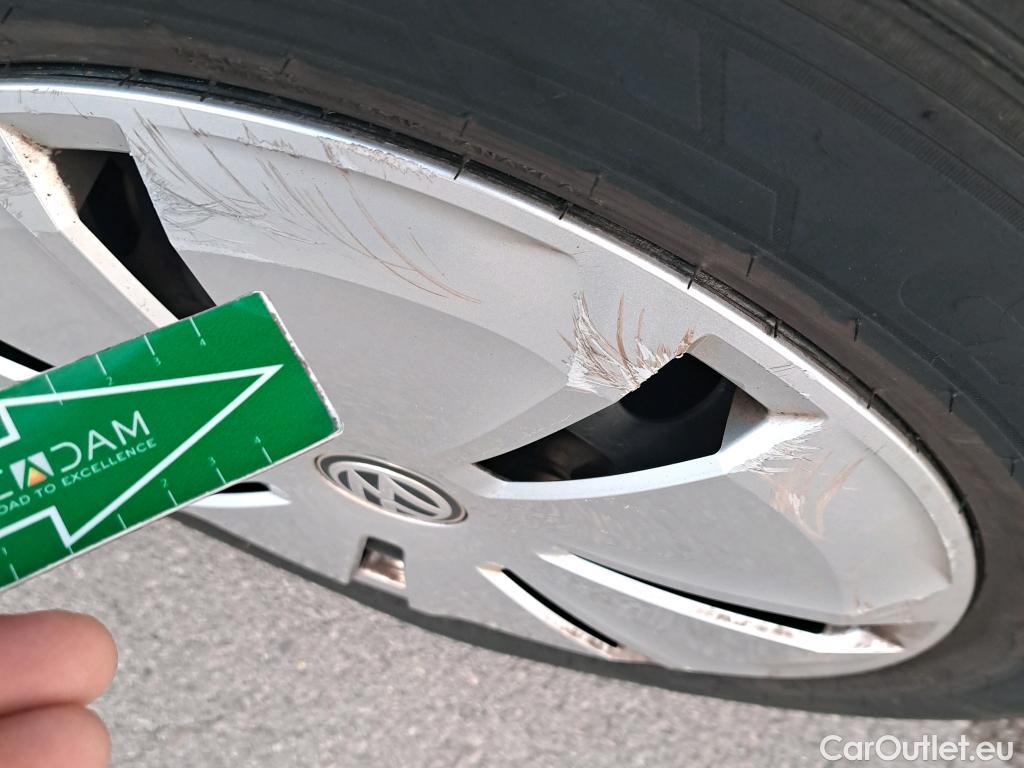  Land Rover  Discovery VOLKSWAGEN Transporter / 2020 / 4P / furgón Furgón Corto TN 2.0 TDI 81kW (110CV) #40