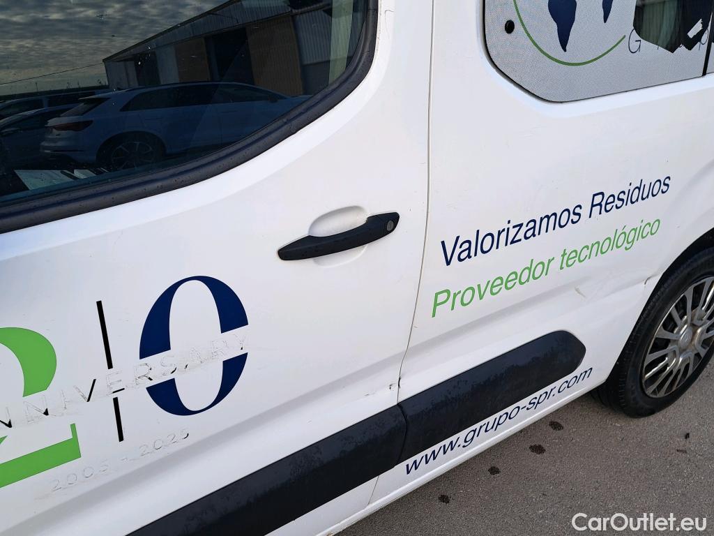  Toyota  Proace TOYOTA  COMBI CITY 1.5D 75kW (100CV) GX L1 #17