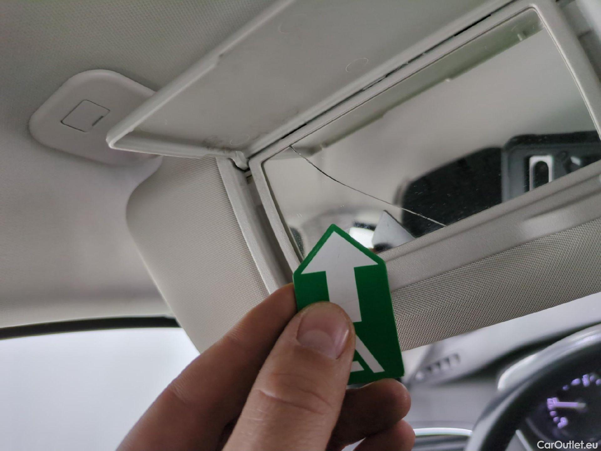  Renault  Megane  IV Berline 5pt. Société Air Nav 1.5 dCi 90CV BVM6 E6 #1