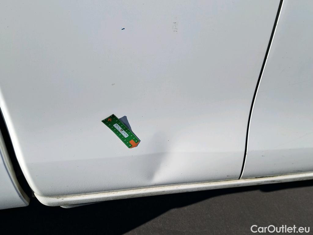  Toyota  Hilux TOYOTA  VU 2p 7G pickup 2.4 D-4D Cabina Extra GX 4x4 #33