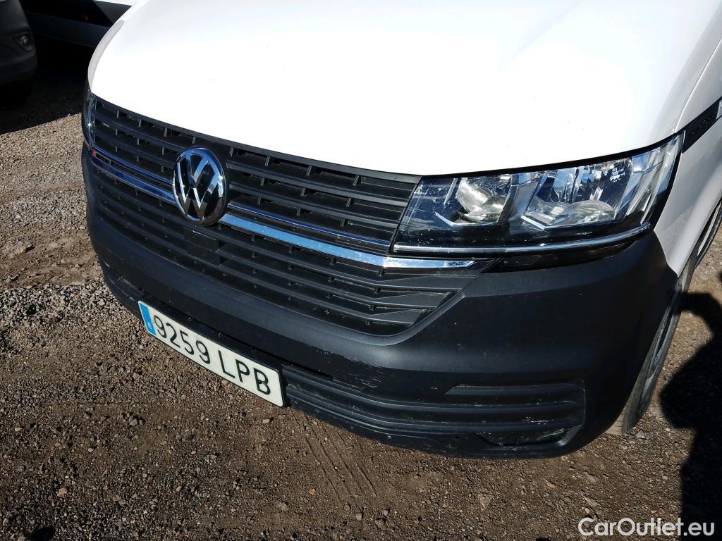  Land Rover  Discovery VOLKSWAGEN Transporter / 2020 / 4P / furgón Furgón Corto TN 2.0 TDI 110kW 4MO #25
