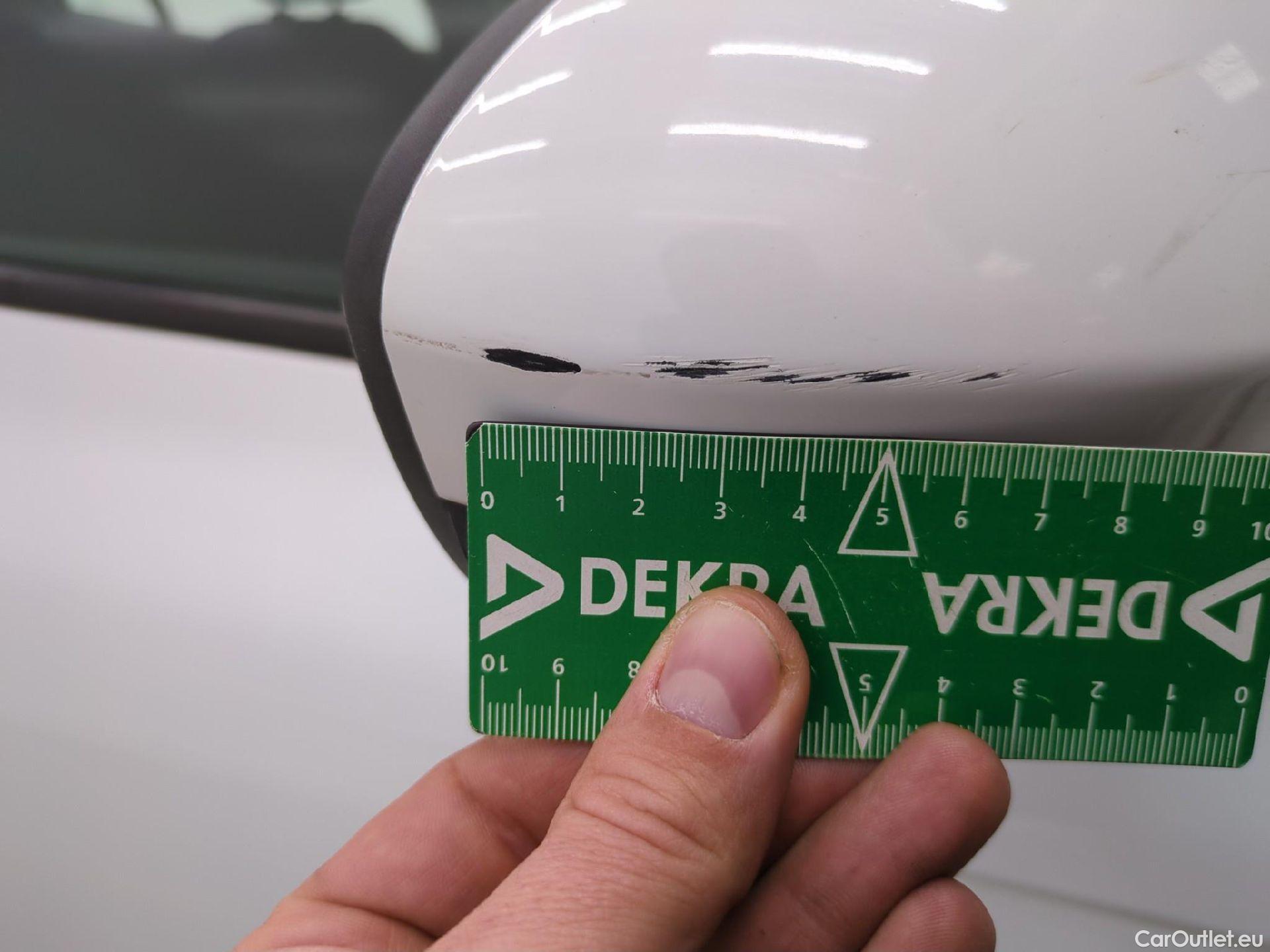  Renault  Megane  IV Berline 5pt. Société Air Nav 1.5 dCi 90CV BVM6 E6 #21