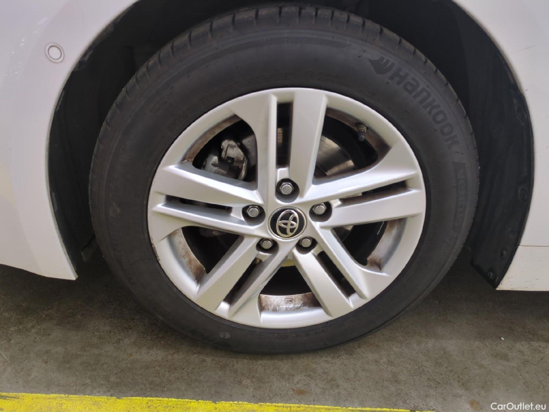  Toyota  Corolla TOYOTA  / 2018 / 5P / Berline Hybride 122h Dynamic Business Beyond Zer #1