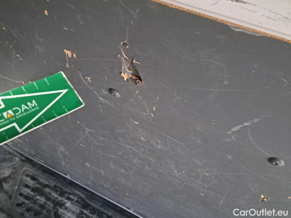  Land Rover  Discovery VOLKSWAGEN Transporter / 2020 / 4P / furgón Furgón Corto TN 2.0 TDI 81kW (110CV) #32