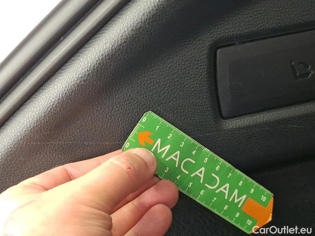  Toyota  Corolla TOYOTA  Touring Sports / 2018 / 5P / Break Hybride 122h Dynamic Business Beyond Zer #32