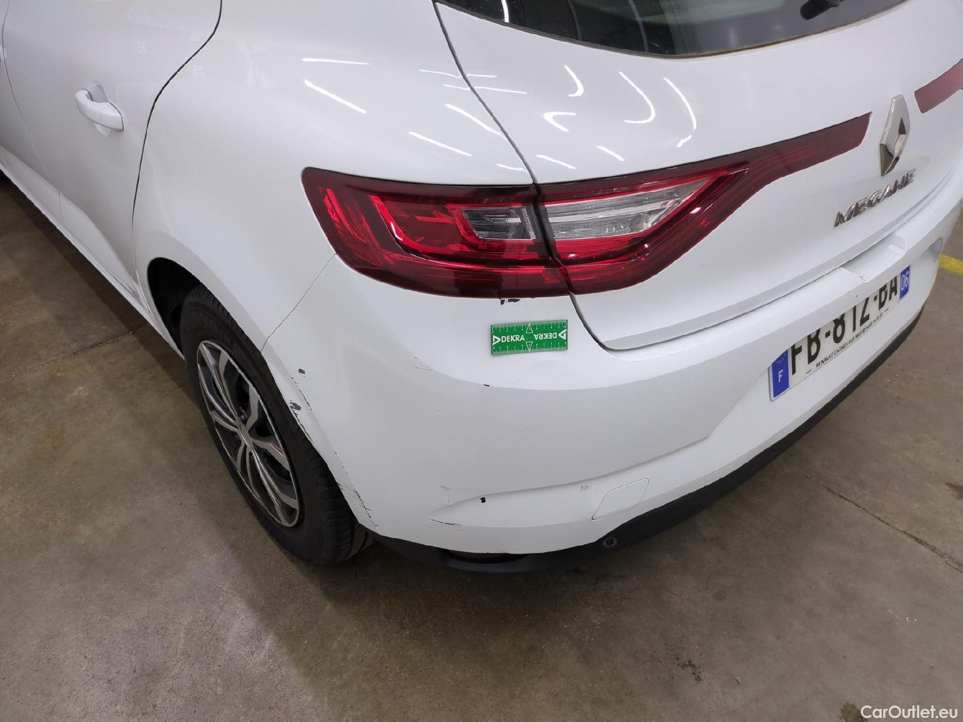  Renault  Megane  IV Berline 5pt. Société Air Nav 1.5 dCi 90CV BVM6 E6 #50