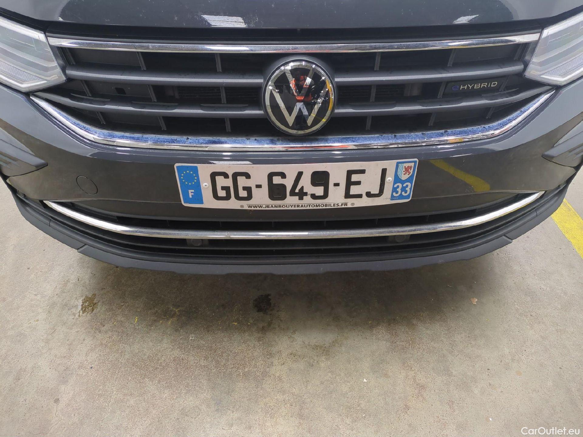  Volkswagen  Tiguan VOLKSWAGEN  / 2020 / 5P / SUV 1.4 eHybrid 245 DSG6 Life Business #8