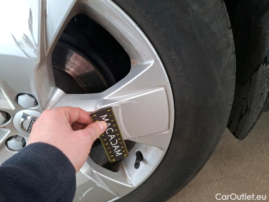  Volvo  XC 40 XC40 Momentum 2WD 1.5 130CV BVA8 E6d #10