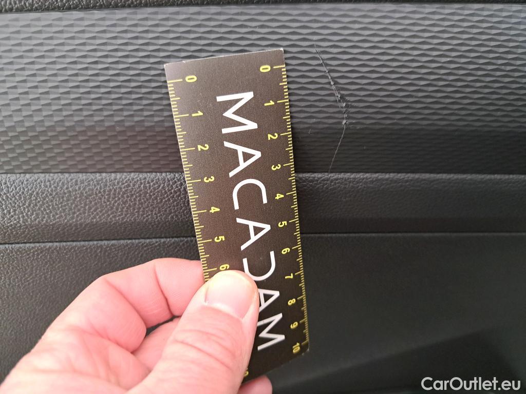  Volkswagen  T-ROC VOLKSWAGEN  / 2021 / 5P / SUV 1.5 TSI 150 EVO LIFE PLUS DSG7 #8