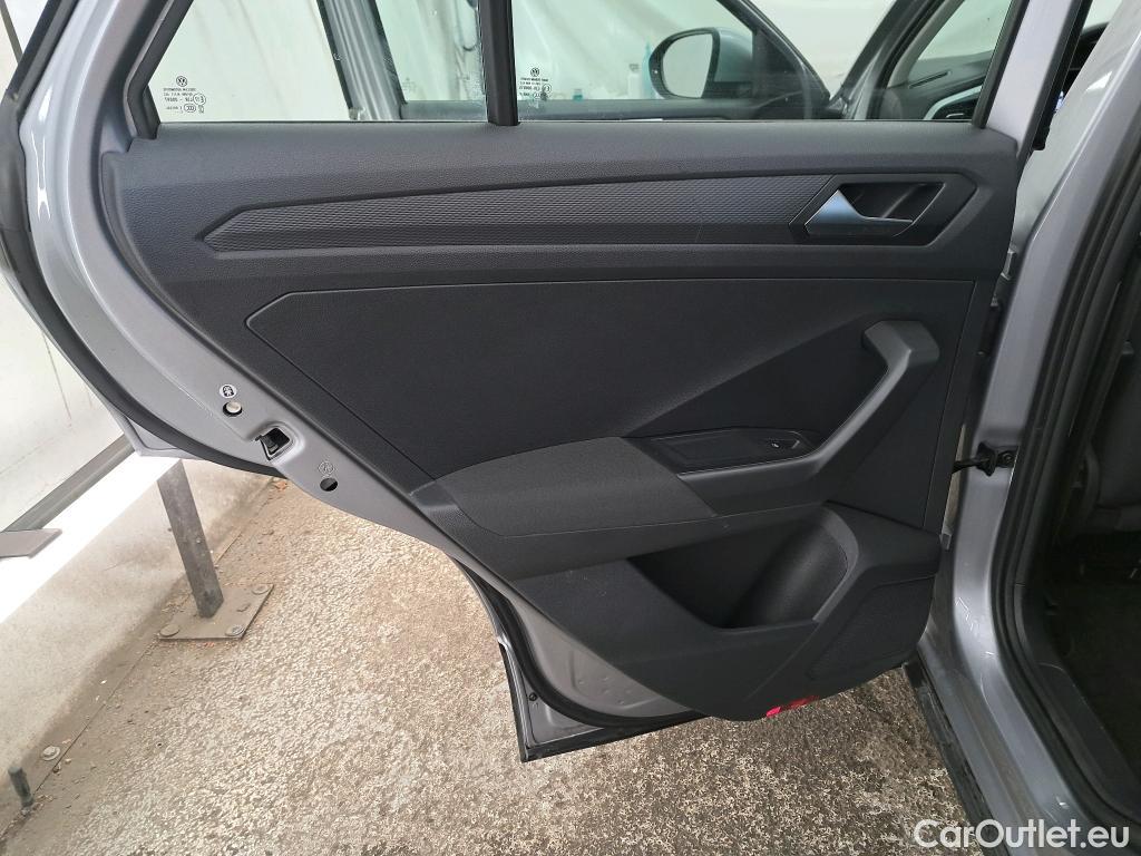  Volkswagen  T-ROC VOLKSWAGEN  / 2021 / 5P / SUV 1.5 TSI 150 EVO LIFE PLUS DSG7 #7