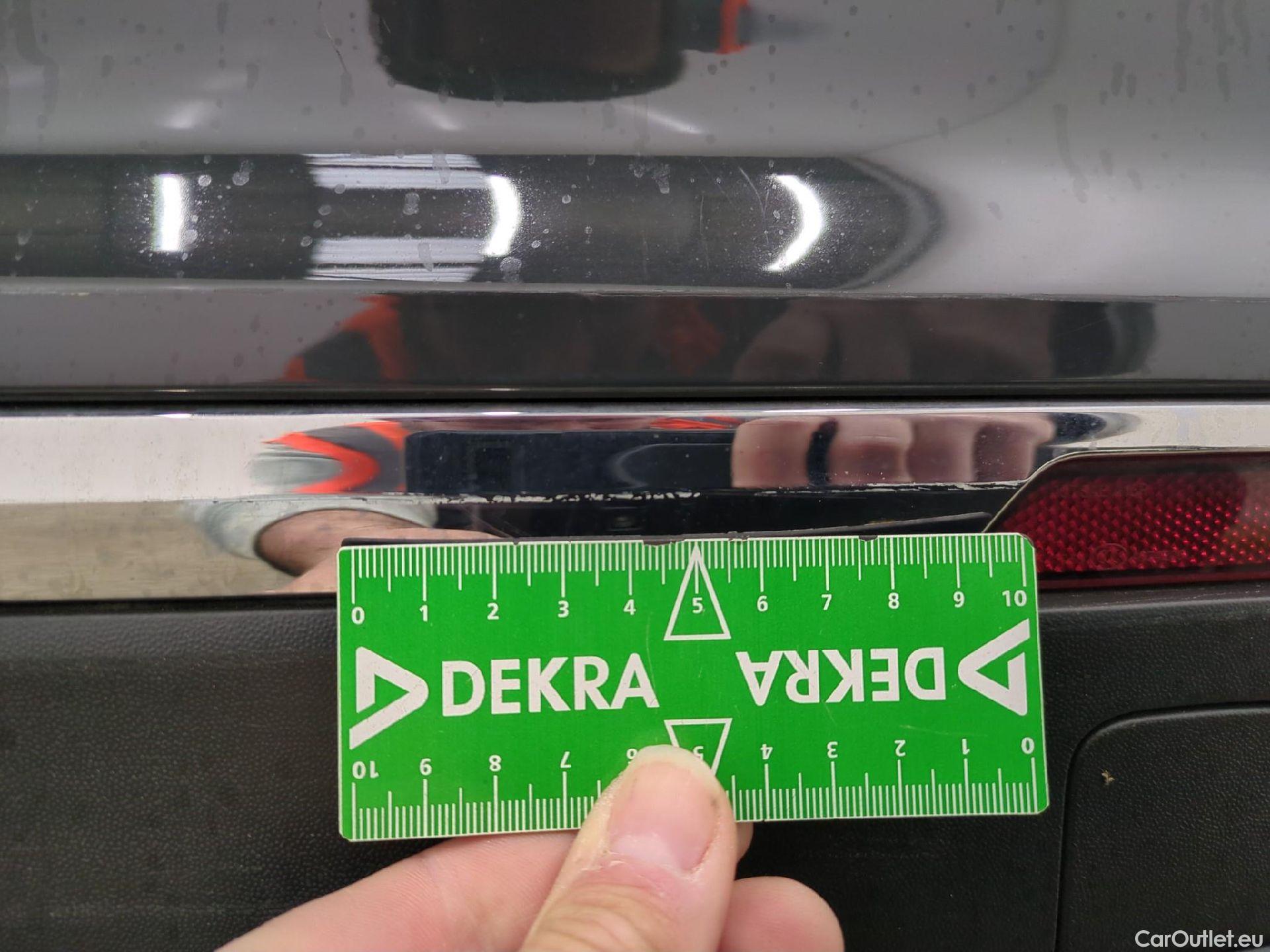  Volkswagen  Tiguan VOLKSWAGEN  / 2020 / 5P / SUV 1.4 eHybrid 245 DSG6 Life Business #17