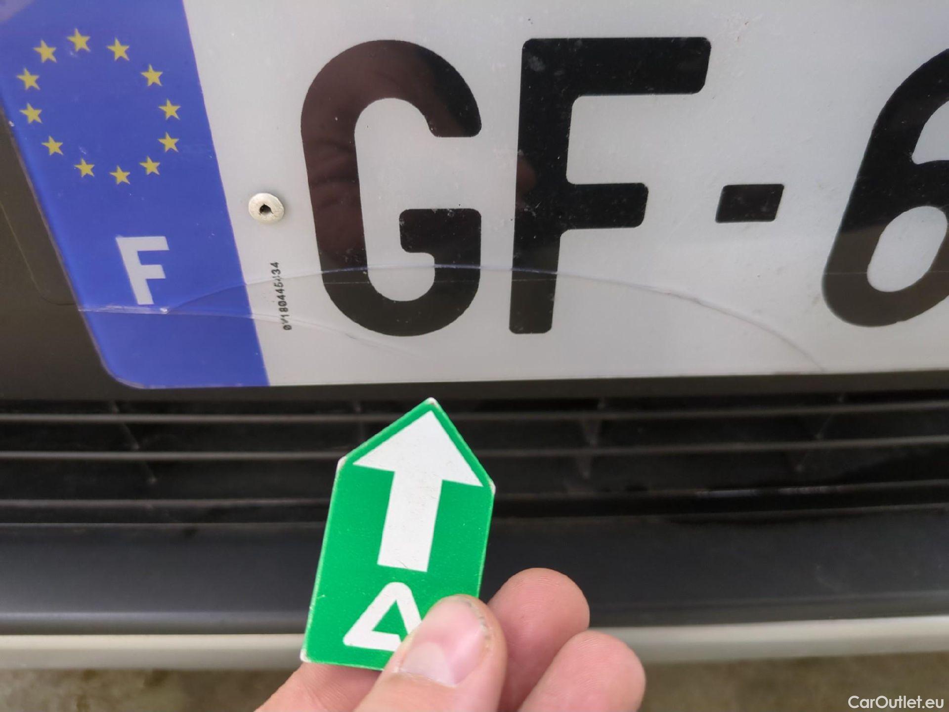  Toyota  RAV4 TOYOTA  Hybride / 2018 / 5P / SUV Hybride AWD Dynamic Business #6