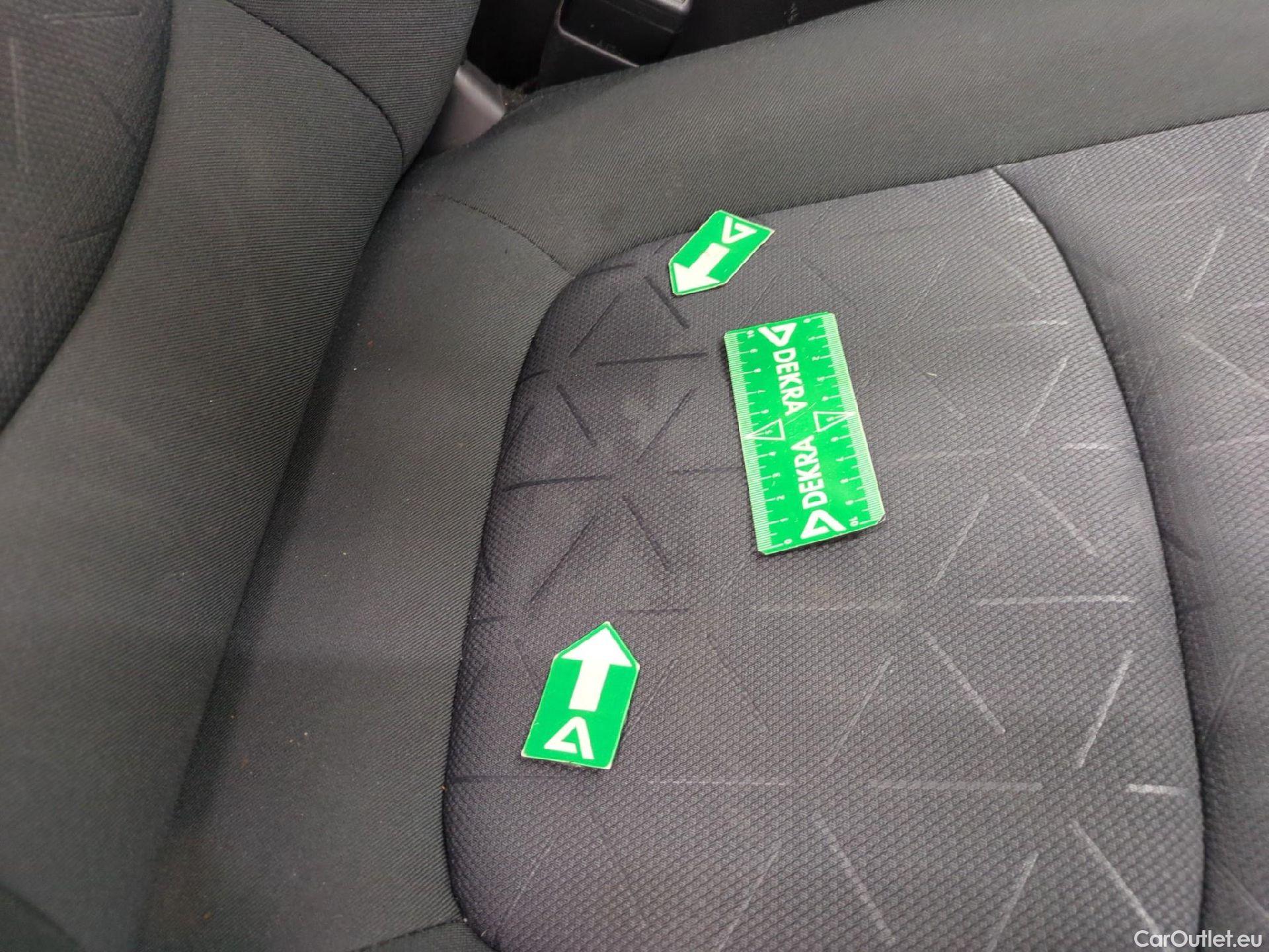  Toyota  RAV4 TOYOTA  Hybride / 2018 / 5P / SUV Hybride AWD Dynamic Business #9