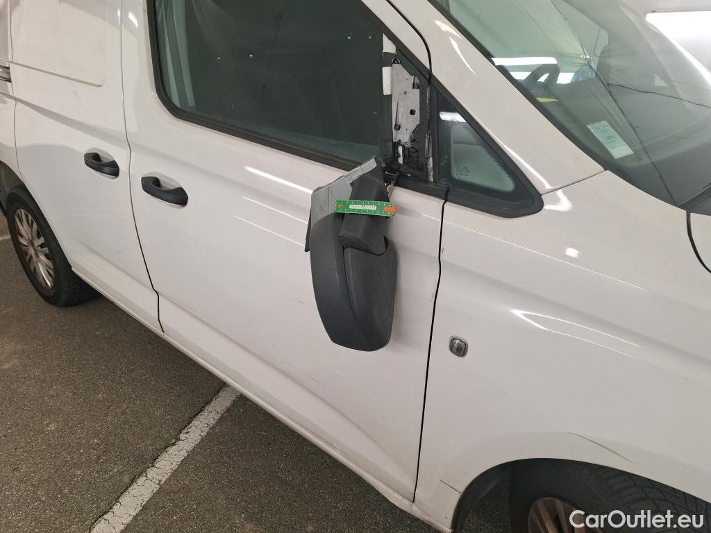  Volkswagen  Caddy VOLKSWAGEN  Cargo / 2020 / 4P / Fourgonnette 2.0 TDI 75ch Business #21