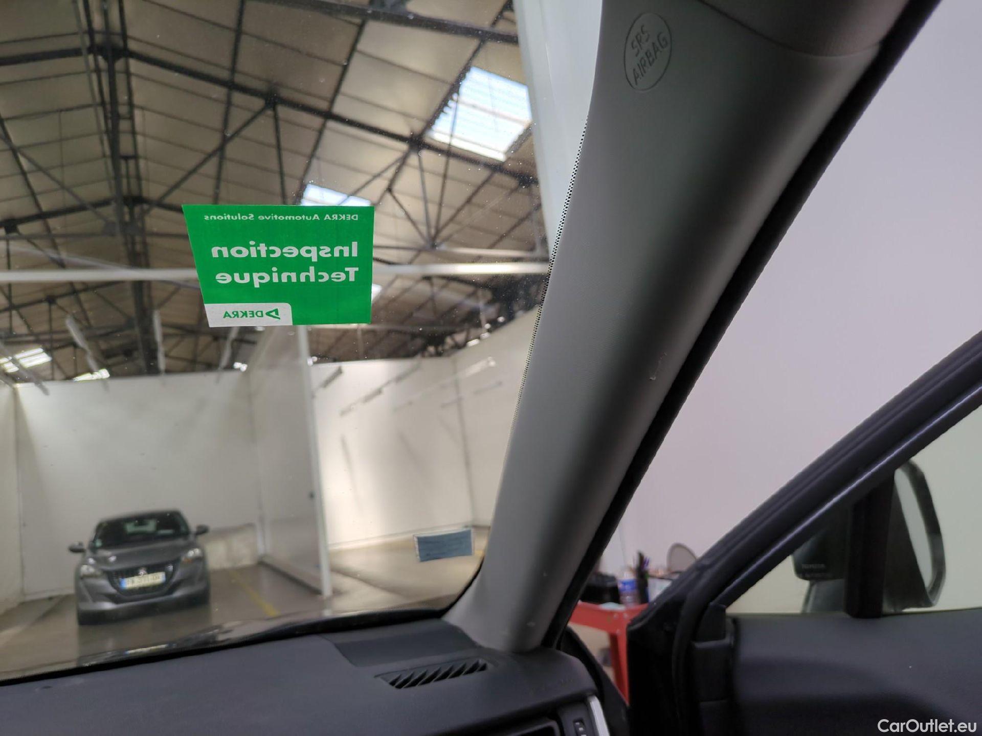  Toyota  RAV4 TOYOTA  Hybride / 2018 / 5P / SUV Hybride AWD Dynamic Business #3