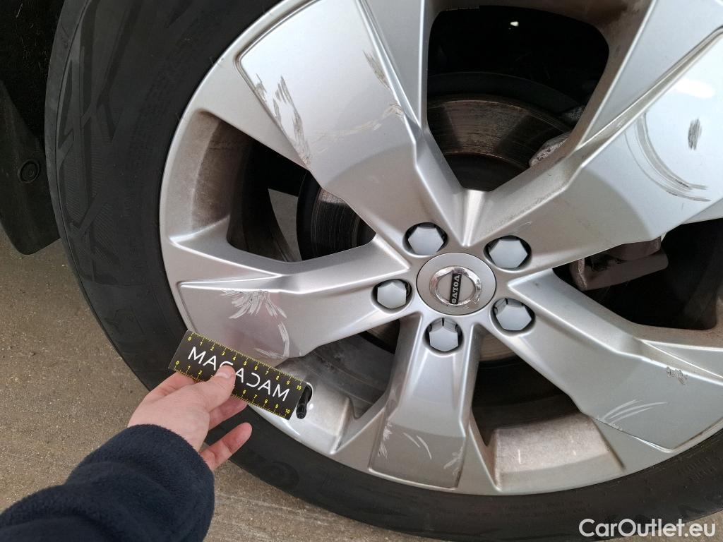  Volvo  XC 40 XC40 Momentum 2WD 1.5 130CV BVA8 E6d #7