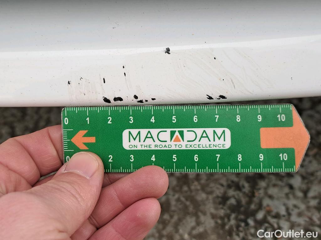  Toyota  Yaris TOYOTA  5p Berline 110 VVT-i France Business #11