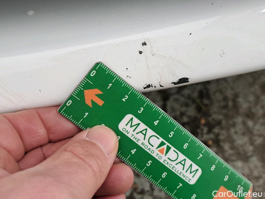  Toyota  Yaris TOYOTA  5p Berline 110 VVT-i France Business #12