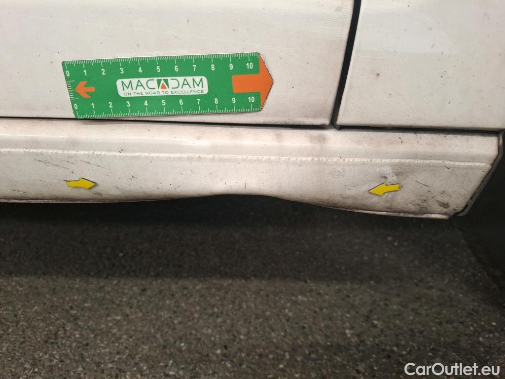  Volkswagen  Caddy VOLKSWAGEN  Cargo / 2020 / 4P / Fourgonnette 2.0 TDI 75ch Business #17