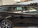  Volvo  V60 VOLVO  / 2019 / 5P / STATION WAGON B4 D AUTOM.CORE #35