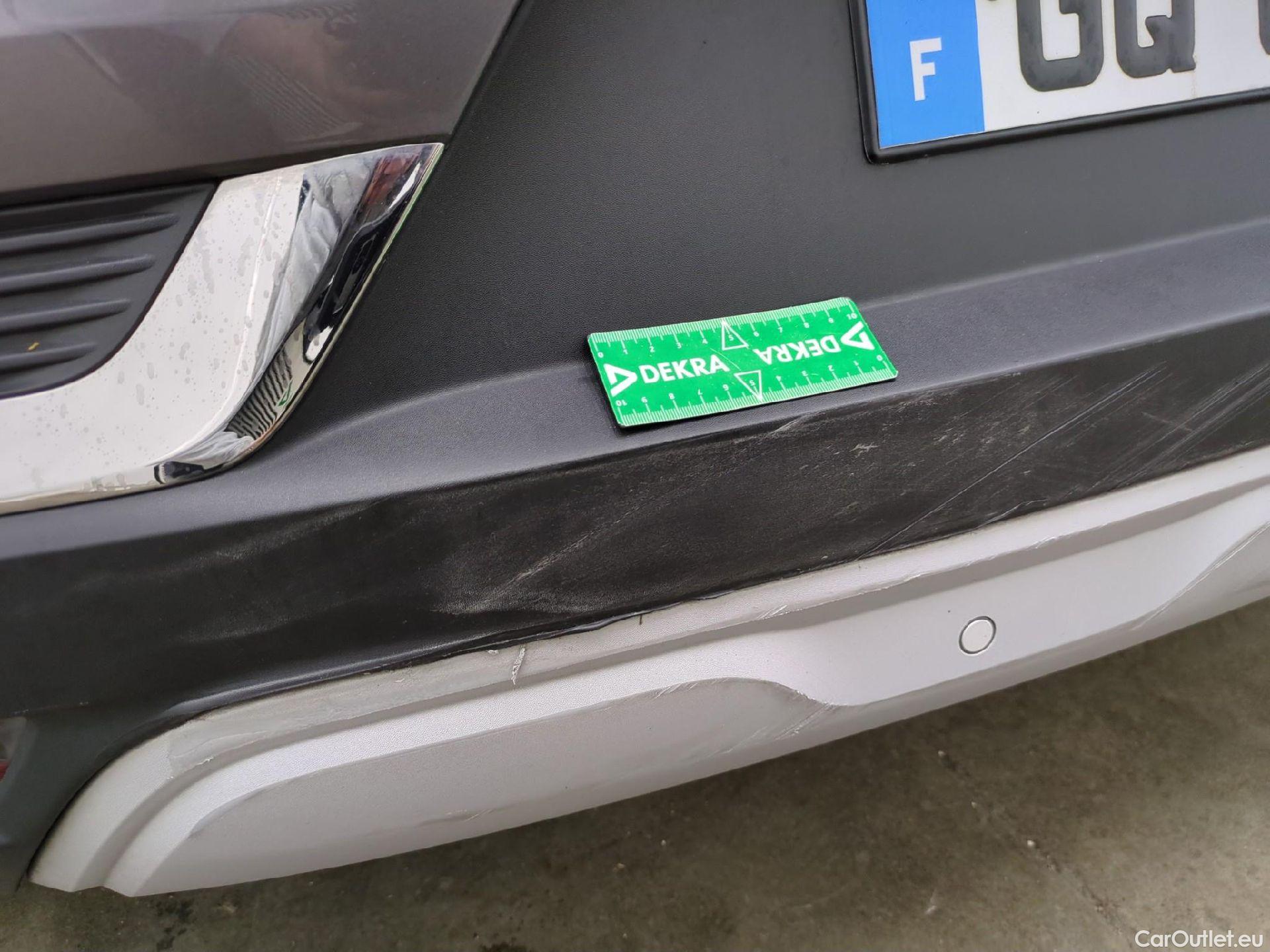  Renault  Captur  II Techno 1.6 E-TECH Hybrid 145CV BVA6 E6d #14