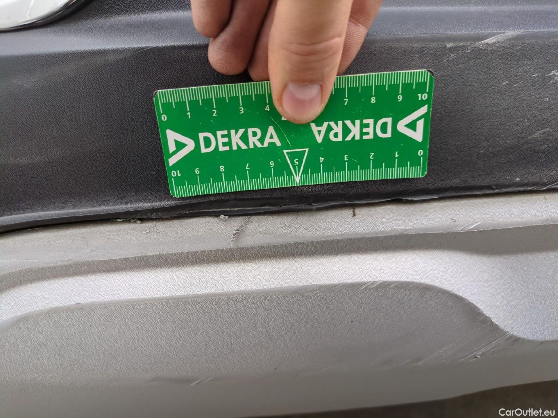  Renault  Captur  II Techno 1.6 E-TECH Hybrid 145CV BVA6 E6d #13