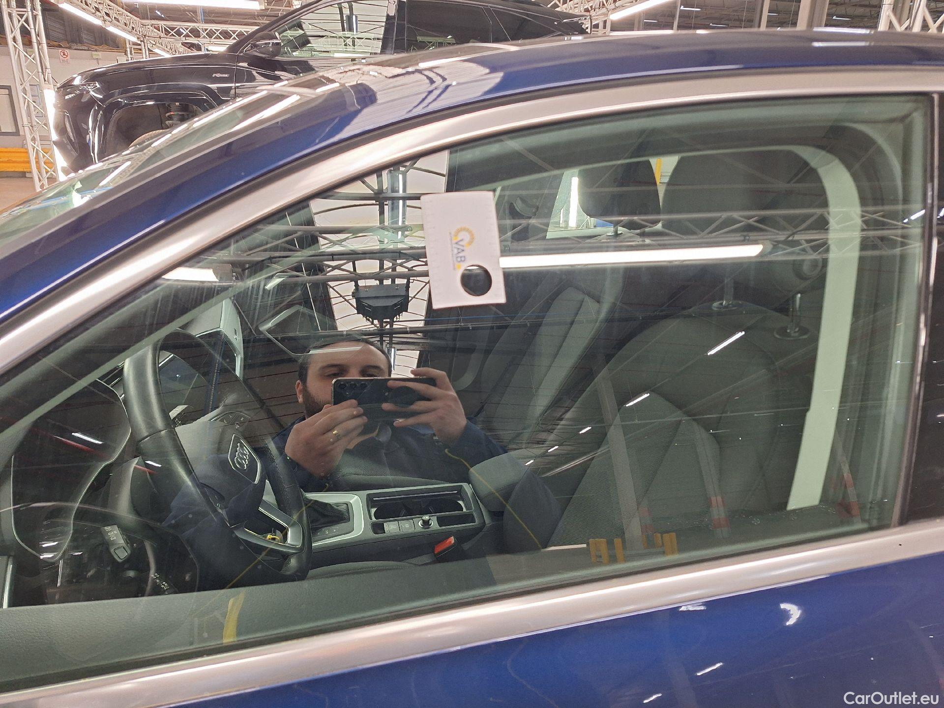  Audi  Q3 Audi,  SB '19, Audi  Sportback 35 TDI S tronic Business Edition #47