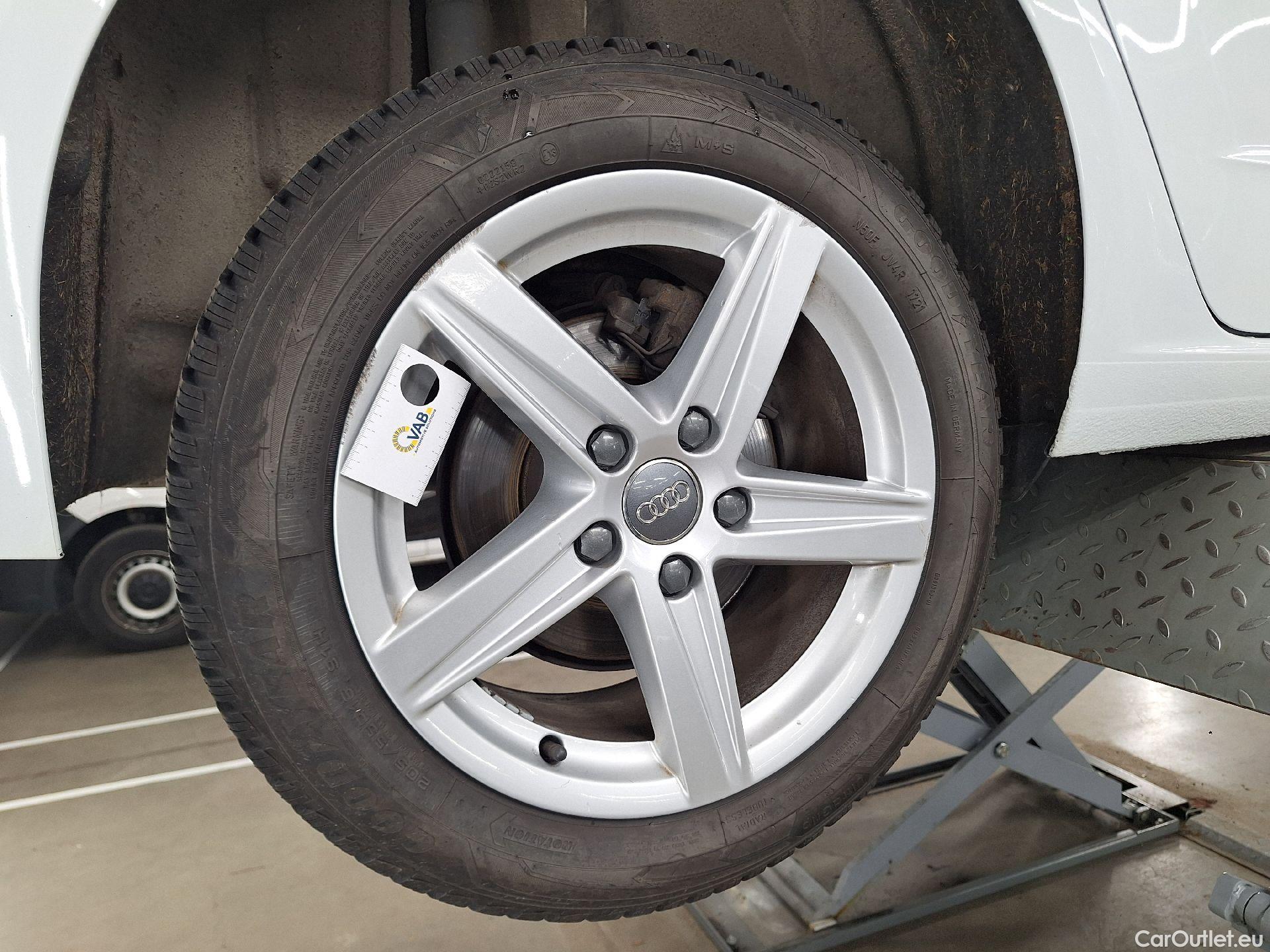  Audi  A3 Audi,  Sportback FL'16, Audi  Sportback 1.6 30 TDi 85kW 5d #30