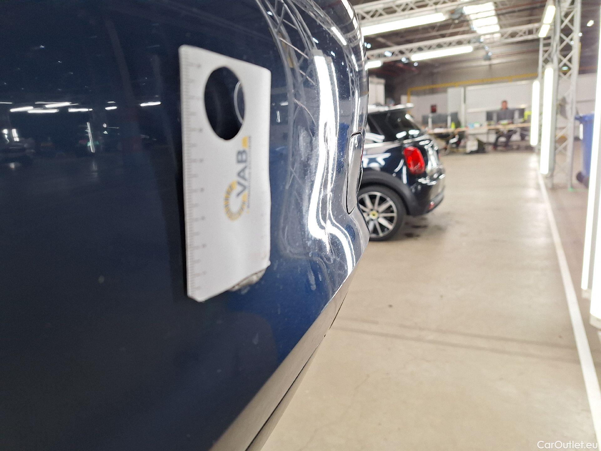  Bmw  Serie 3 BMW, 3-serie '18, BMW 3 Reeks Berline 318dA (100 kW) 4d #5