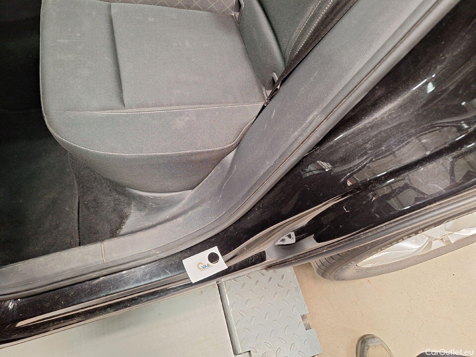  Skoda  Karoq Skoda,  '17, Skoda  1.6 CRTDI 85KW DSG7 Ambition 5d #9