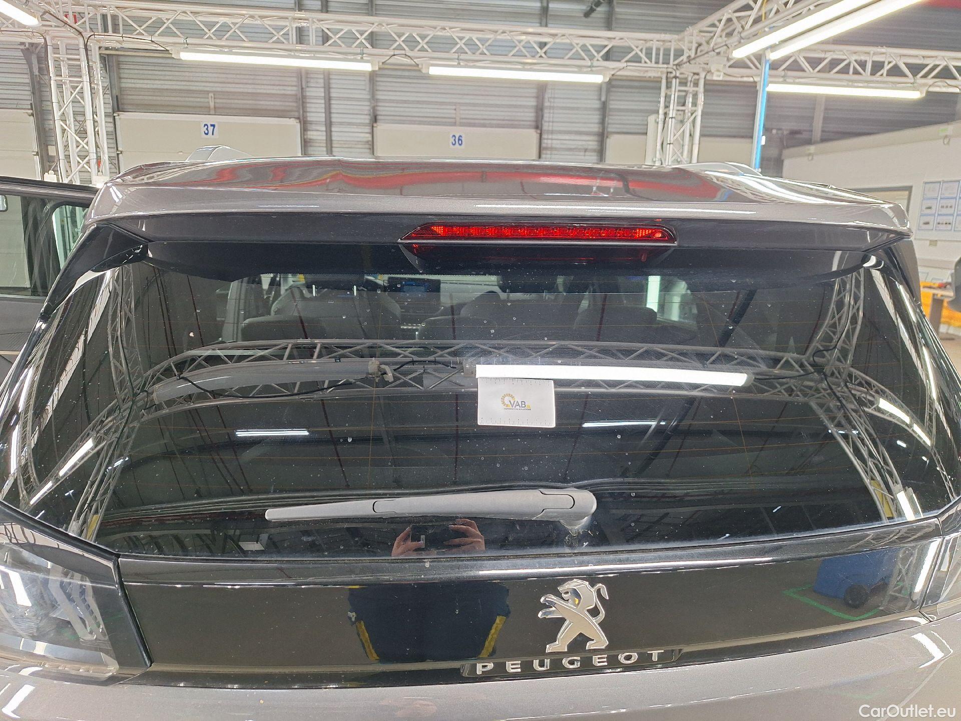  Peugeot  5008 Peugeot,  FL'20, Peugeot  1.5 BlueHDi 96kW S&S Allure 5d #63