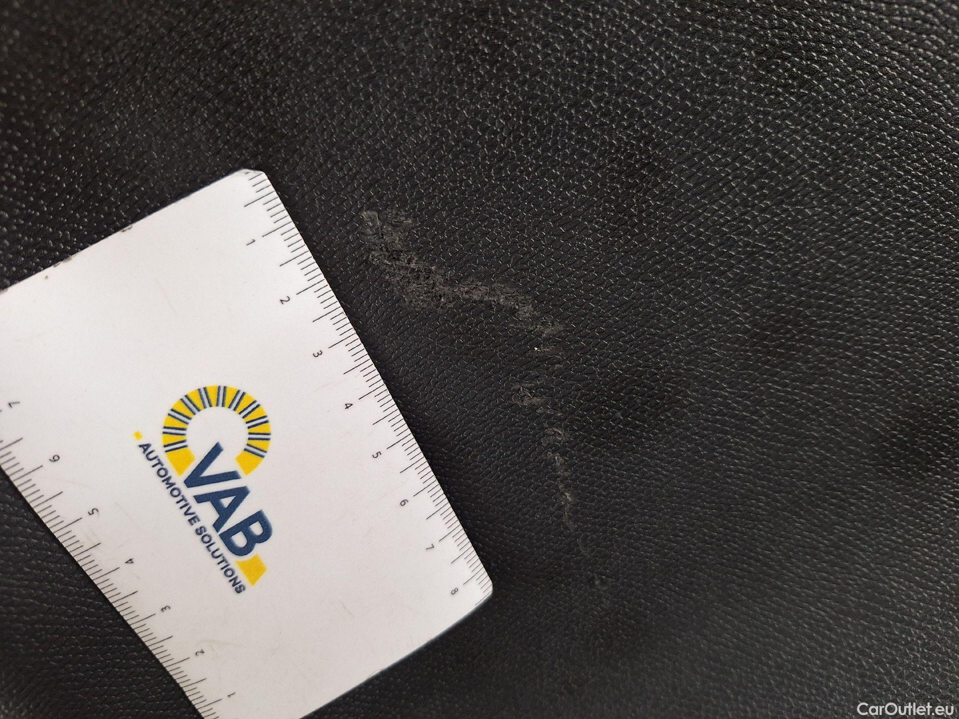  Peugeot  5008 Peugeot,  FL'20, Peugeot  1.5 BlueHDi 96kW S&S Allure 5d #66