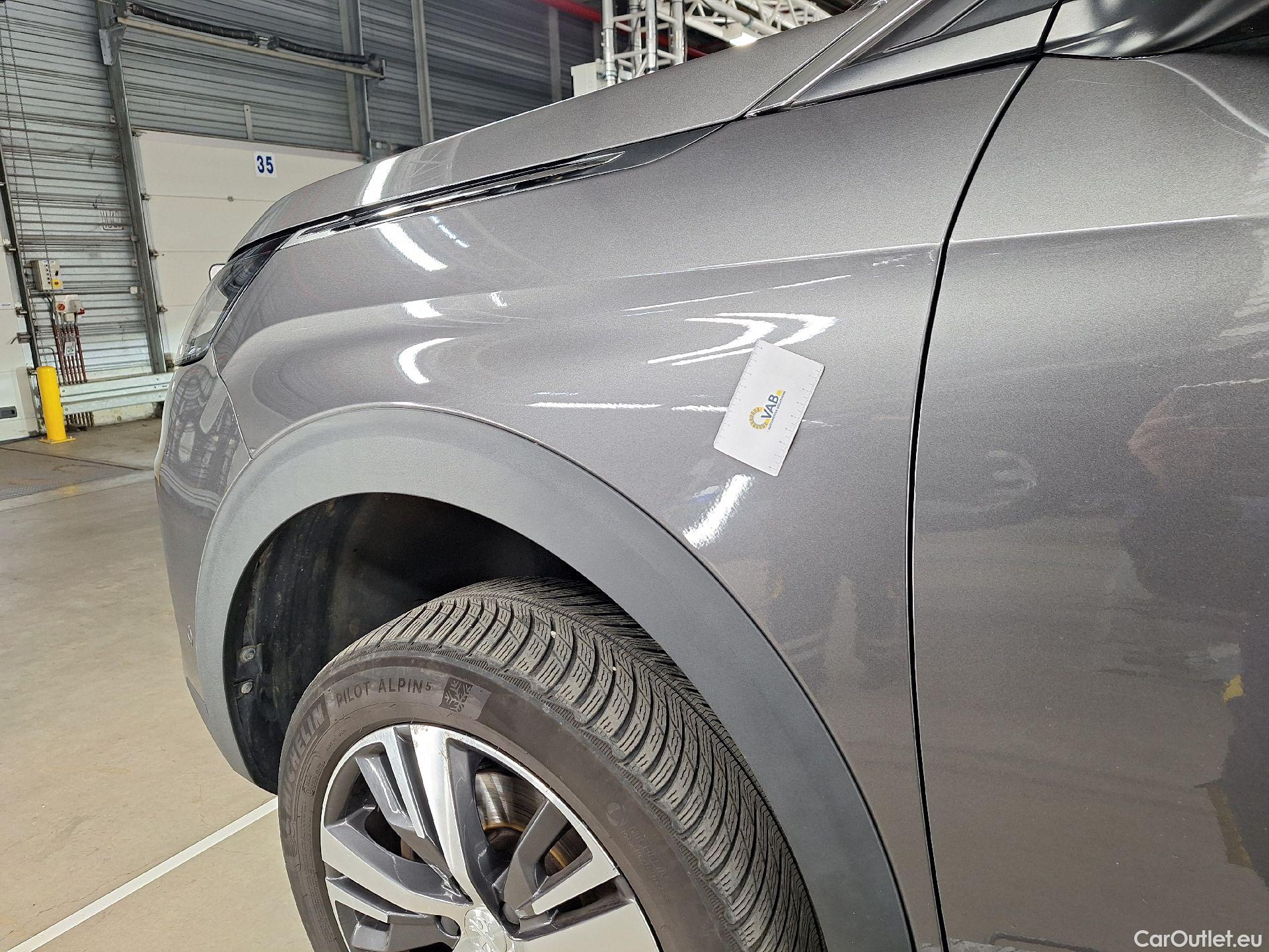  Peugeot  5008 Peugeot,  FL'20, Peugeot  1.5 BlueHDi 96kW S&S Allure 5d #44