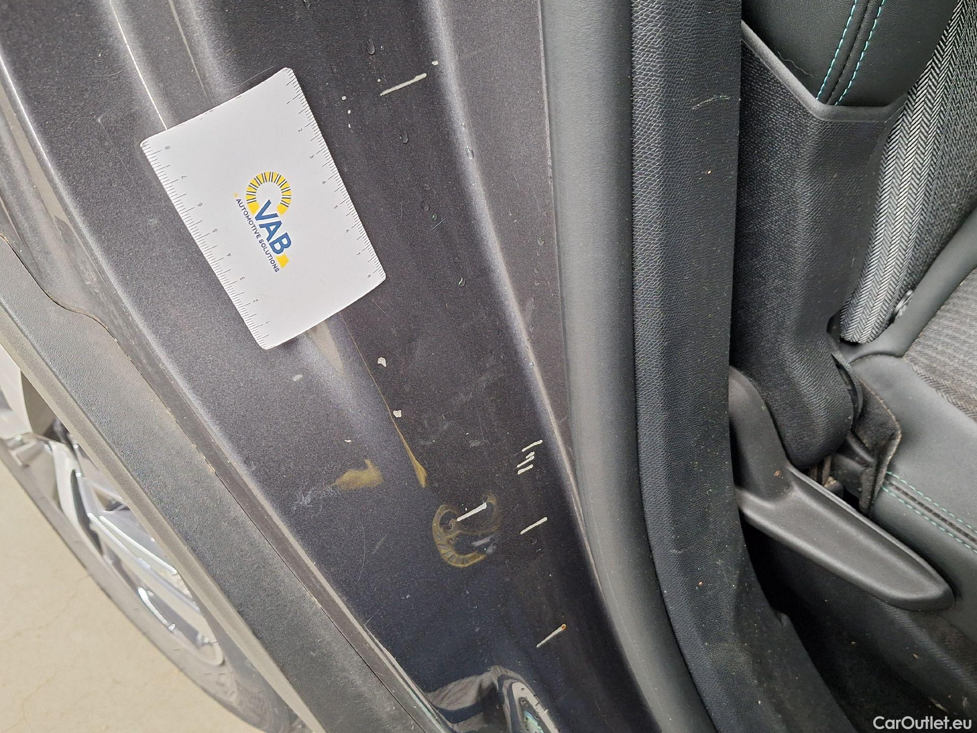  Peugeot  5008 Peugeot,  FL'20, Peugeot  1.5 BlueHDi 96kW S&S Allure 5d #70