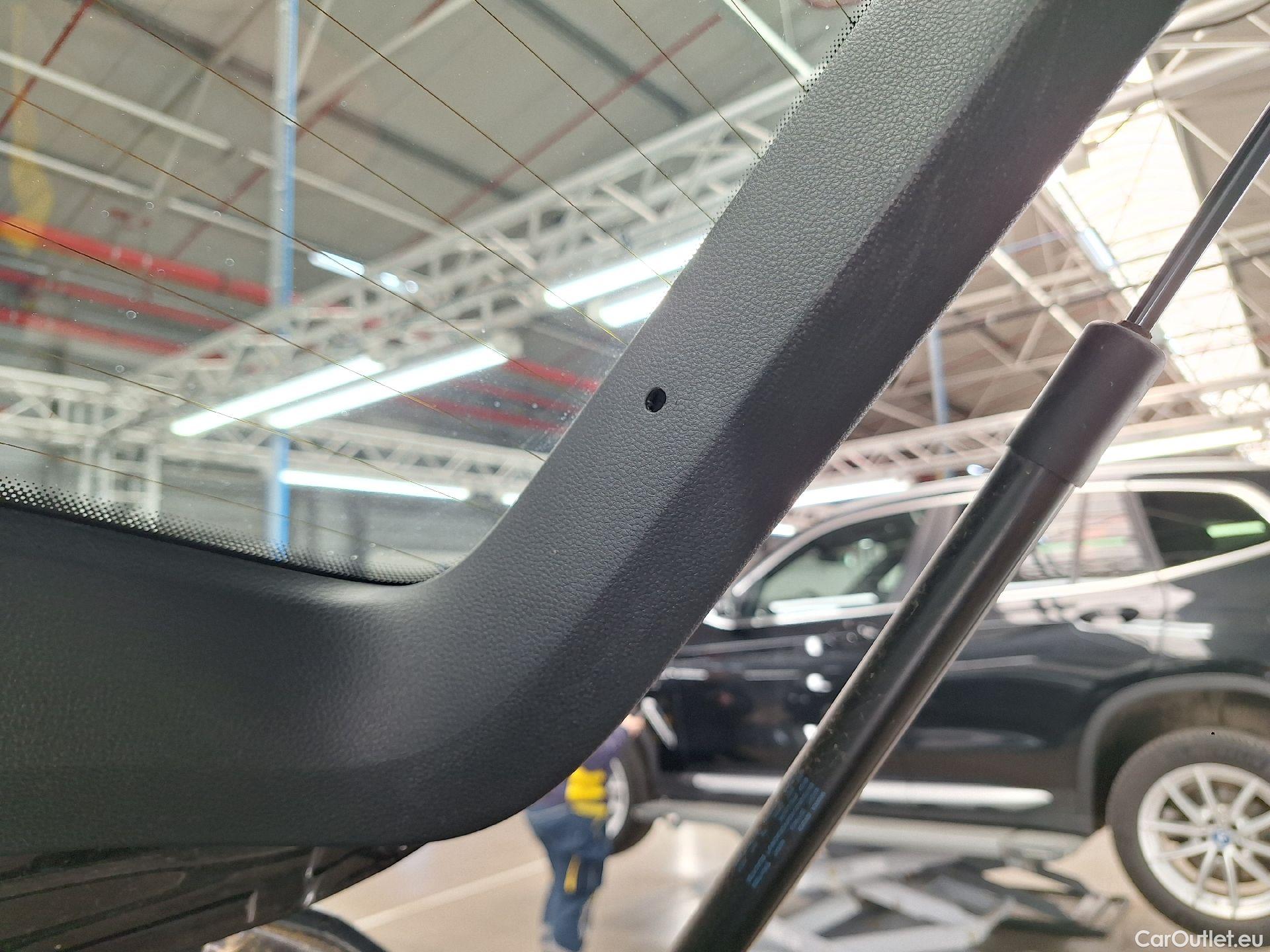  Skoda  Karoq Skoda,  '17, Skoda  1.6 CRTDI 85KW DSG7 Ambition 5d #15