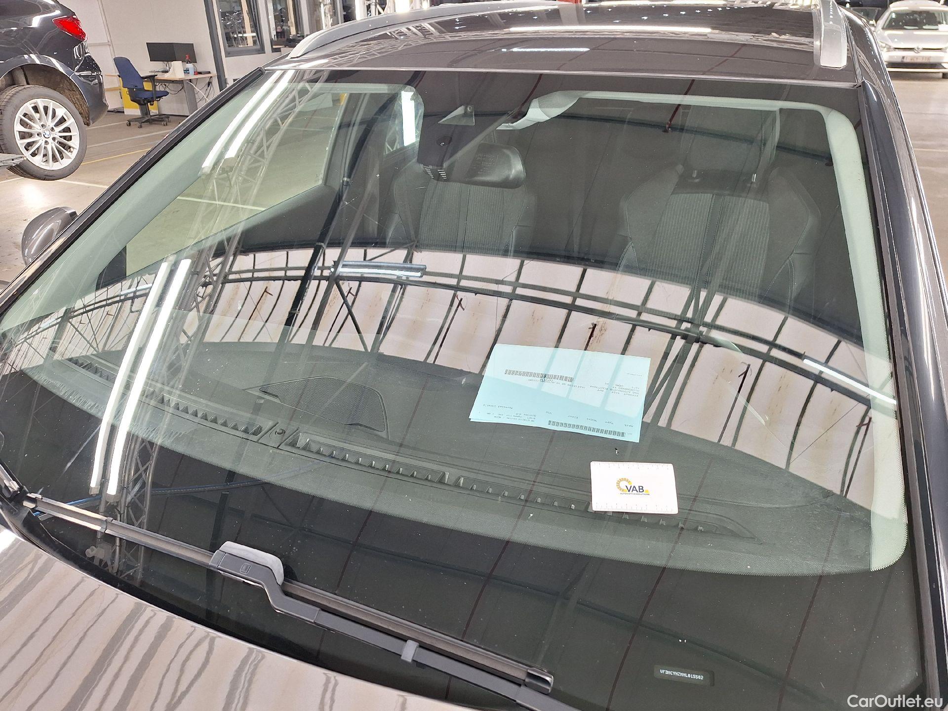  Peugeot  5008 Peugeot,  FL'20, Peugeot  1.5 BlueHDi 96kW S&S Allure 5d #58