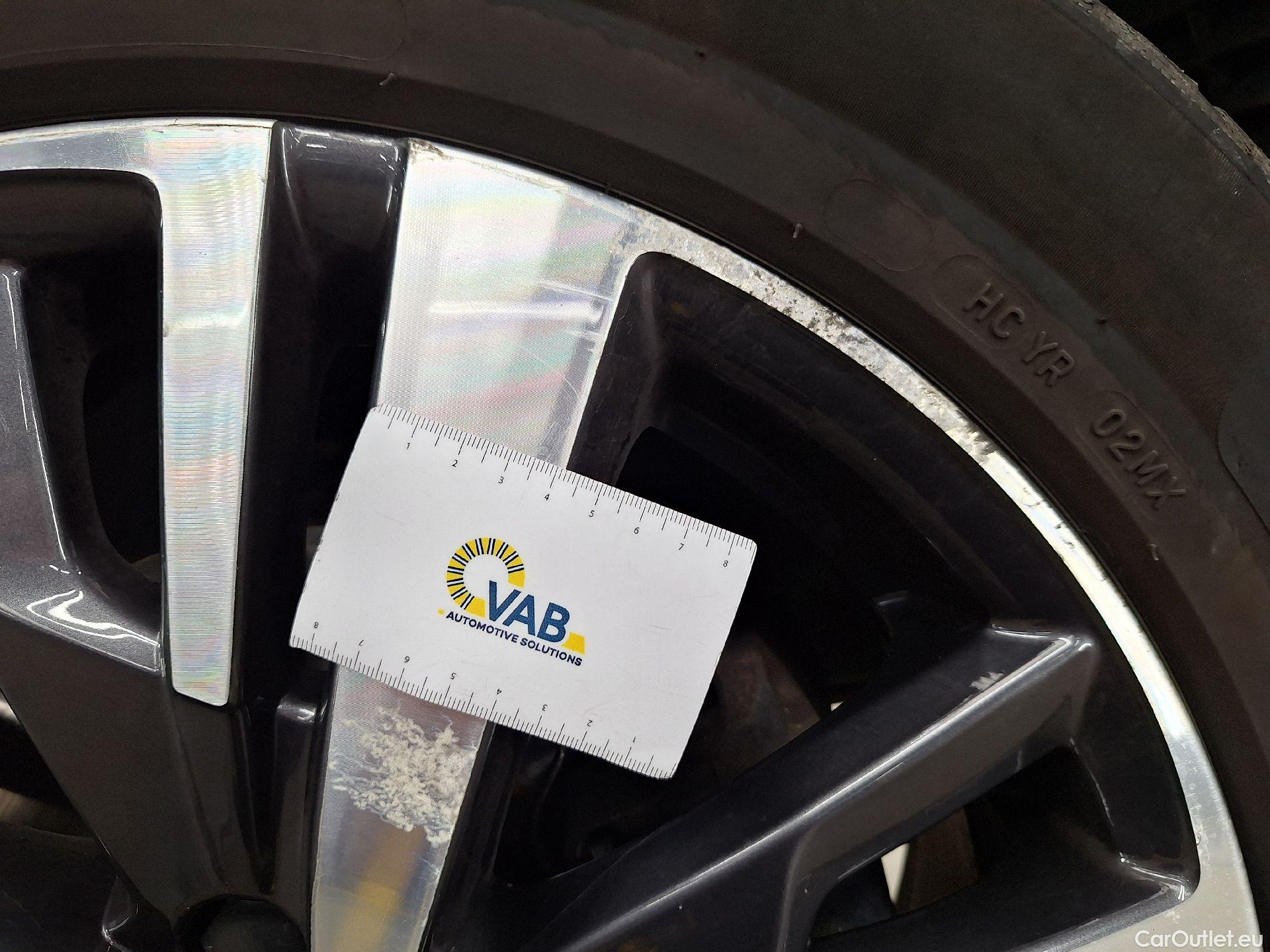  Peugeot  5008 Peugeot,  FL'20, Peugeot  1.5 BlueHDi 96kW S&S Allure 5d #4