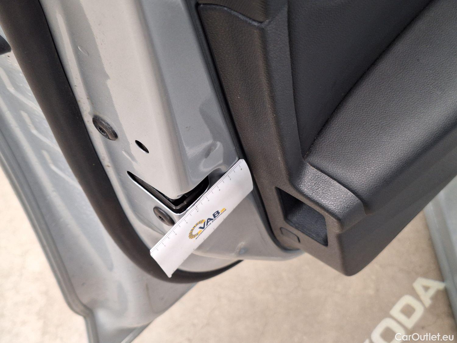  Skoda  Octavia Skoda,  Combi '20, Skoda  Combi 2.0 CRTDI 85kW Ambition 5d #66