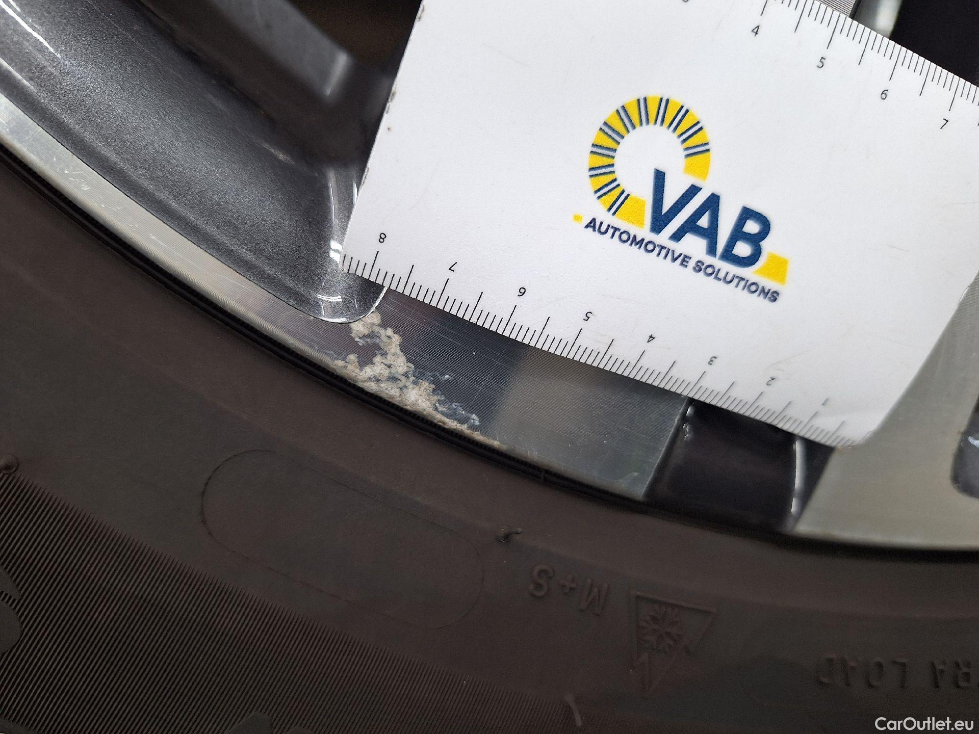  Peugeot  5008 Peugeot,  FL'20, Peugeot  1.5 BlueHDi 96kW S&S Allure 5d #49