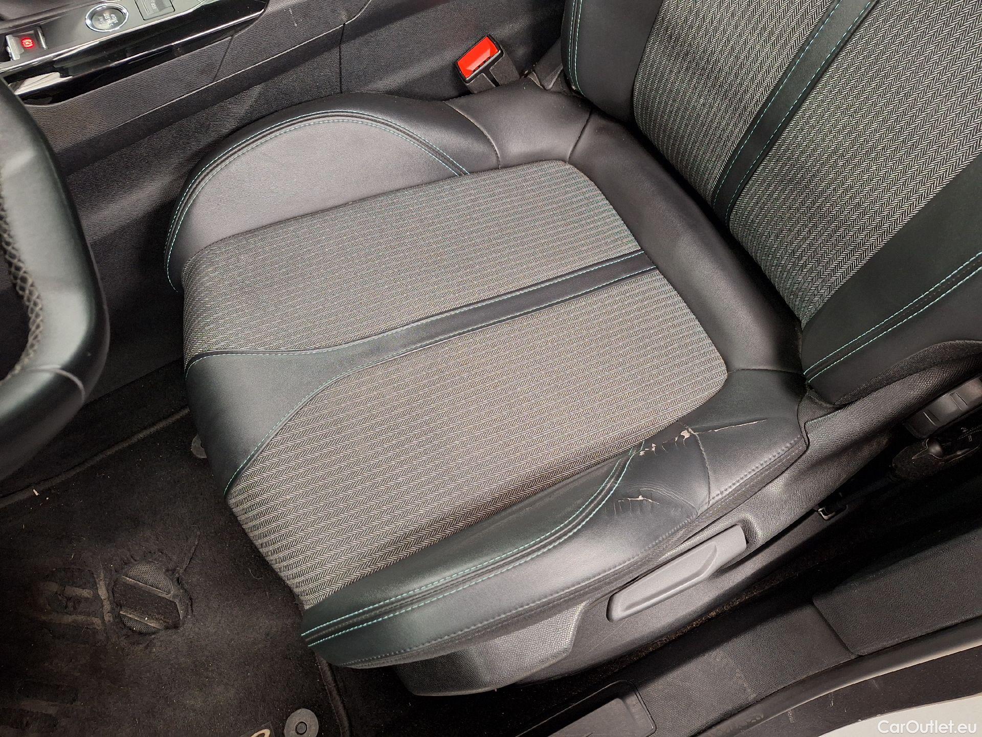  Peugeot  5008 Peugeot,  FL'20, Peugeot  1.5 BlueHDi 96kW S&S Allure 5d #78