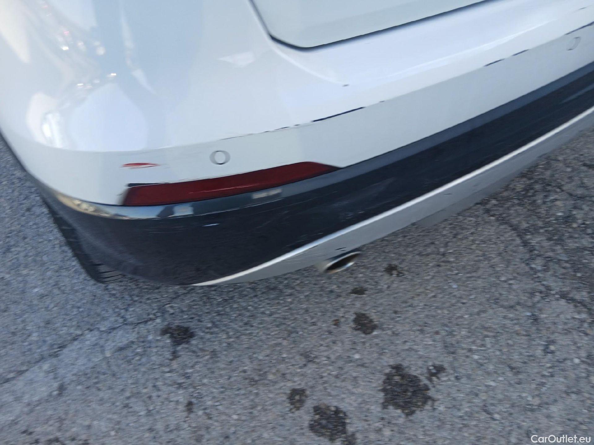  Audi  Q2 AUDI  / 2016 / 5P / todoterreno Design 30 TFSI 85kW (116CV) #17