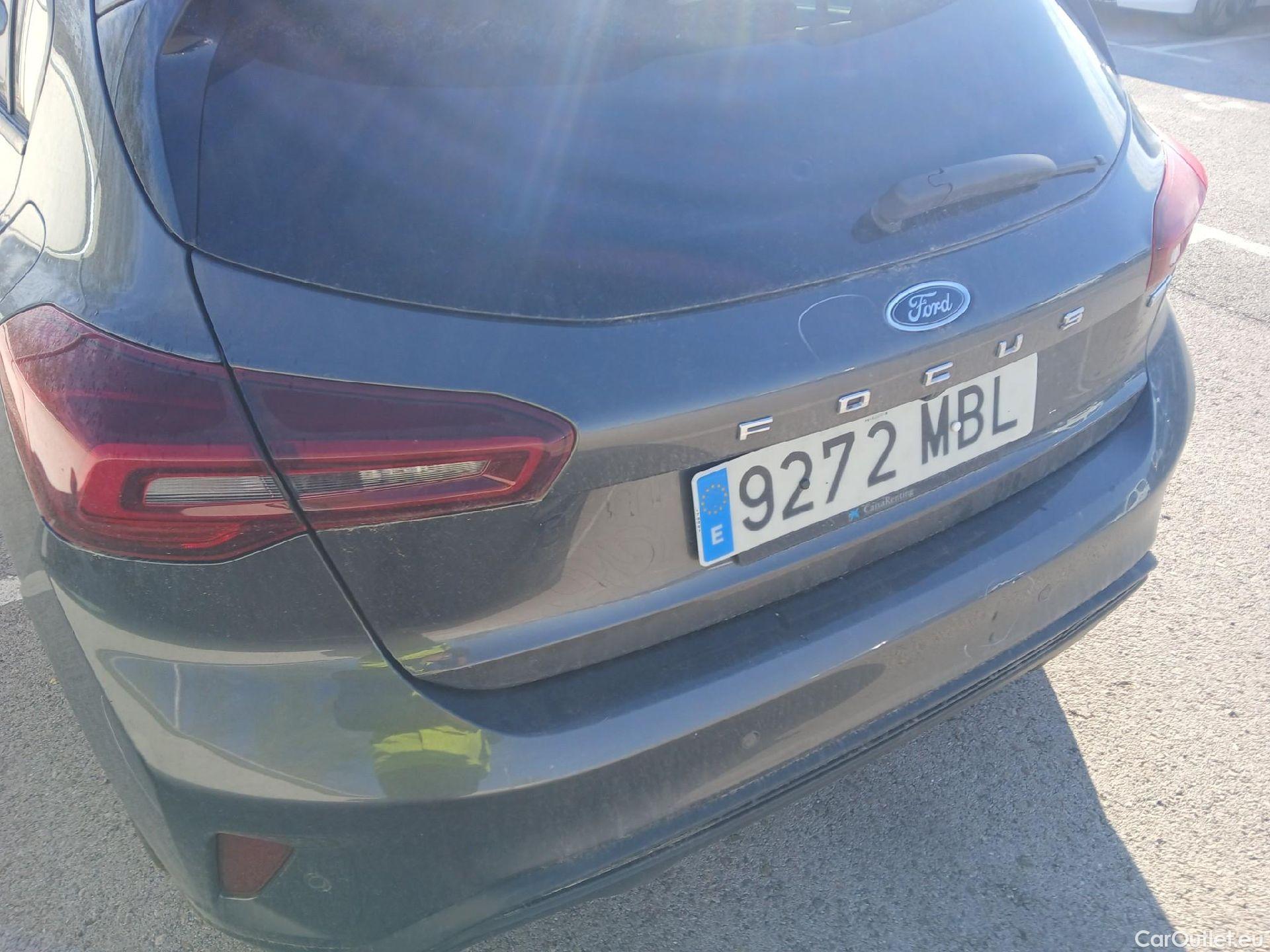  Ford  Focus FORD  / 2018 / 5P / berlina con portón 1.0 Ecoboost MHEV 92kW ST-Line Style SIP (AC) #20